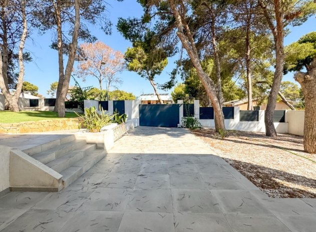 Herverkoop - Villa - Torrevieja - Los Balcones