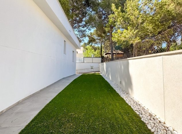 Herverkoop - Villa - Torrevieja - Los Balcones