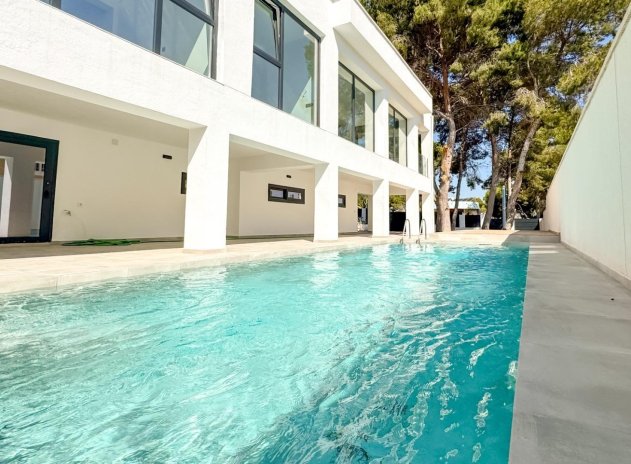 Herverkoop - Villa - Torrevieja - Los Balcones