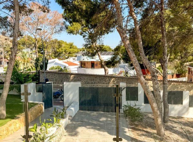 Herverkoop - Villa - Torrevieja - Los Balcones