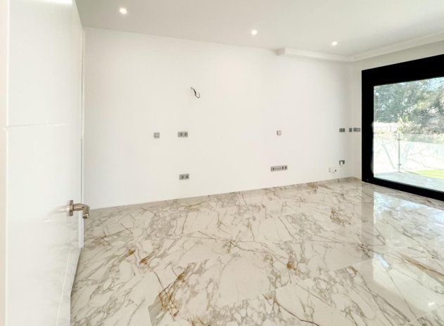 Herverkoop - Villa - Torrevieja - Los Balcones