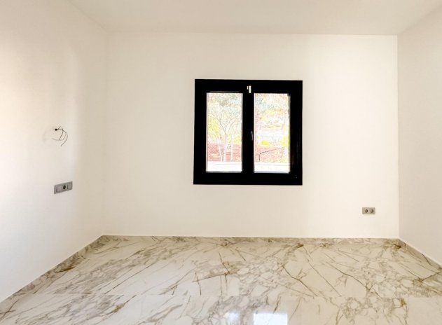 Herverkoop - Villa - Torrevieja - Los Balcones