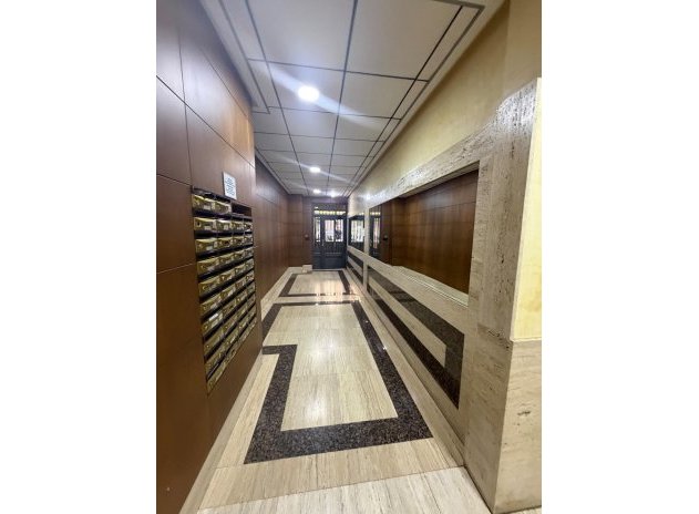 Resale - Apartment / Flat * - Torrevieja *