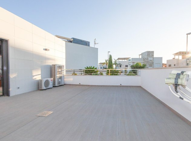 Herverkoop - Villa - Orihuela Costa - Campoamor