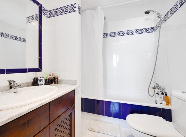 Resale - Apartment / Flat * - Torrevieja * - Torrejón *