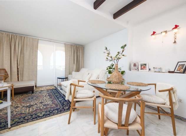 Resale - Apartment / Flat * - Torrevieja * - Torrejón *