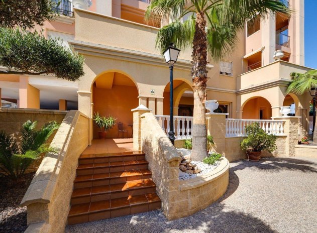 Resale - Apartment / Flat * - Torrevieja * - Torrejón *