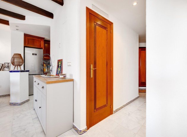 Resale - Apartment / Flat * - Torrevieja * - Torrejón *