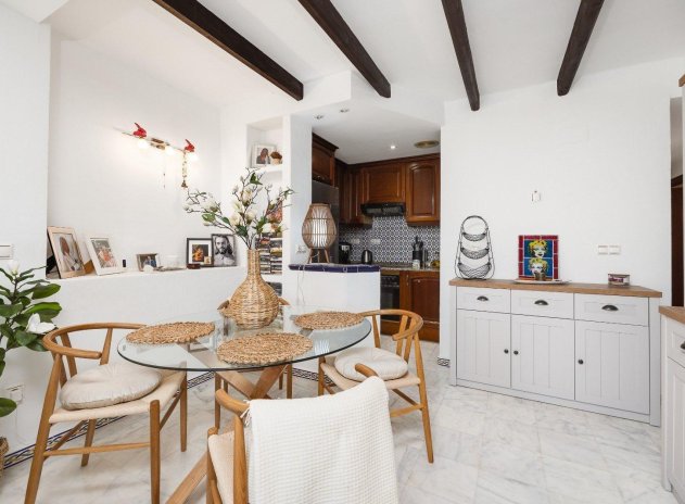 Resale - Apartment / Flat * - Torrevieja * - Torrejón *