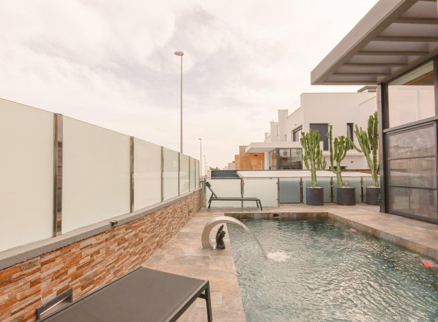 Herverkoop - Villa - Orihuela Costa - Lomas de Cabo Roig