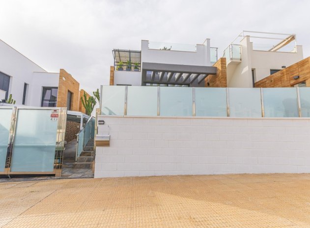 Herverkoop - Villa - Orihuela Costa - Lomas de Cabo Roig