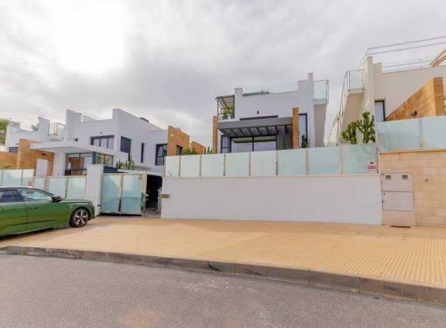 Herverkoop - Villa - Orihuela Costa - Lomas de Cabo Roig