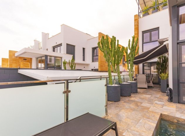 Herverkoop - Villa - Orihuela Costa - Lomas de Cabo Roig