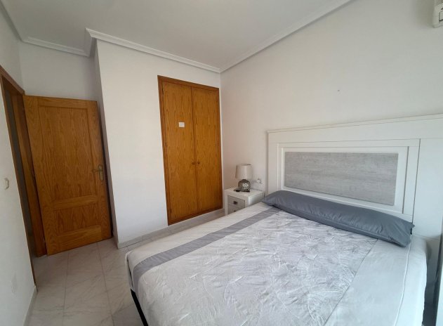 Herverkoop - Villa - Torrevieja - Acequion