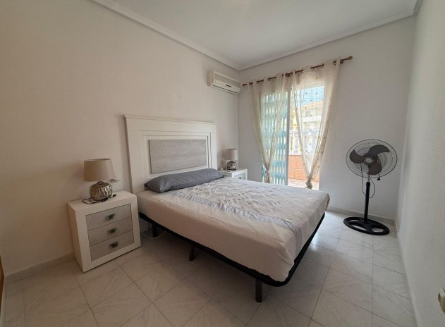 Herverkoop - Villa - Torrevieja - Acequion