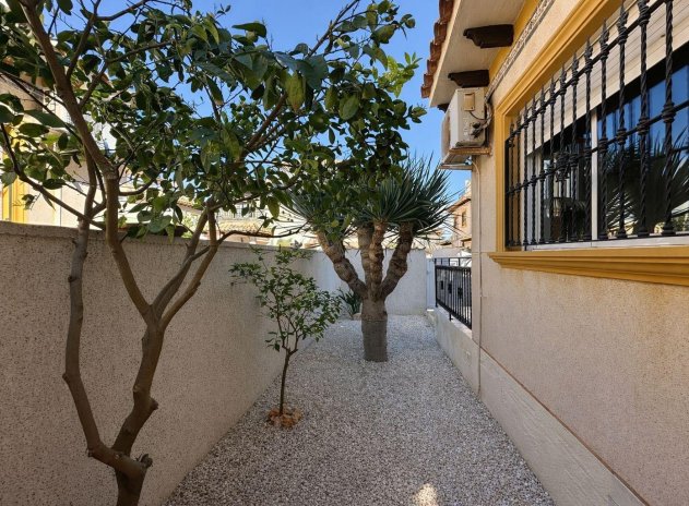 Revente - Maison mitoyenne - Torrevieja - La Siesta