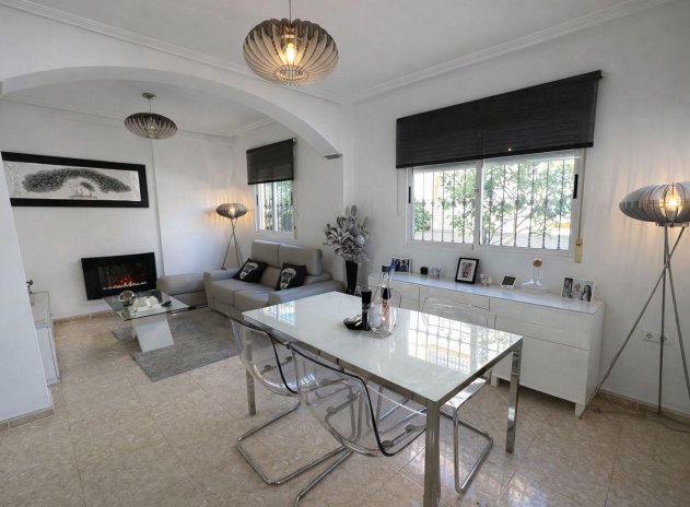 Revente - Maison mitoyenne - Torrevieja - La Siesta