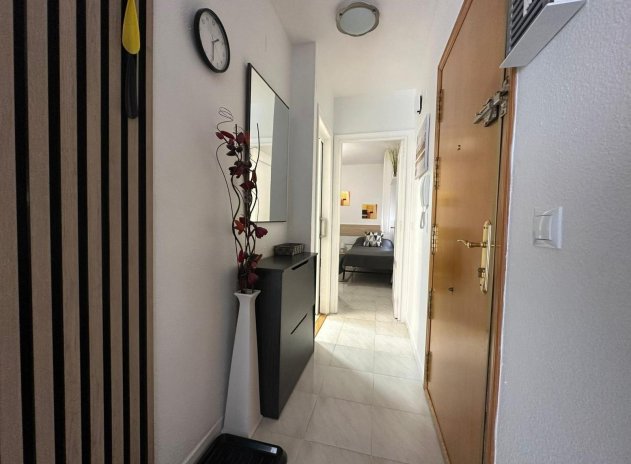 Wiederverkauf - Wohnung - Torrevieja