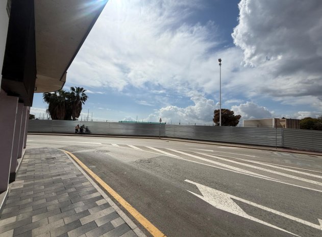 Revente - Commercial - Torrevieja