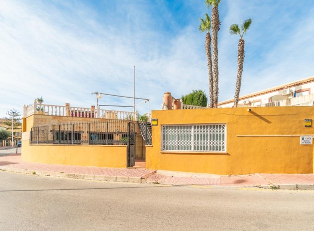 Wiederverkauf - Villa - Torrevieja - Los Balcones