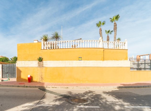 Wiederverkauf - Villa - Torrevieja - Los Balcones