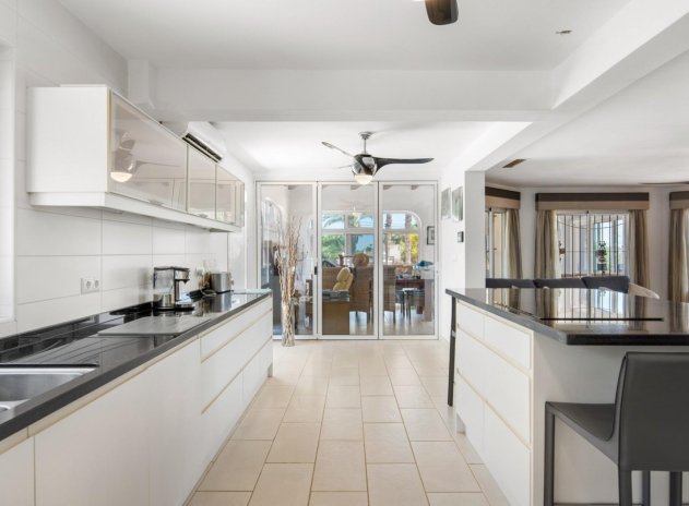 Herverkoop - Finca / Plattelands Woning - Catral - Comunidad valenciana
