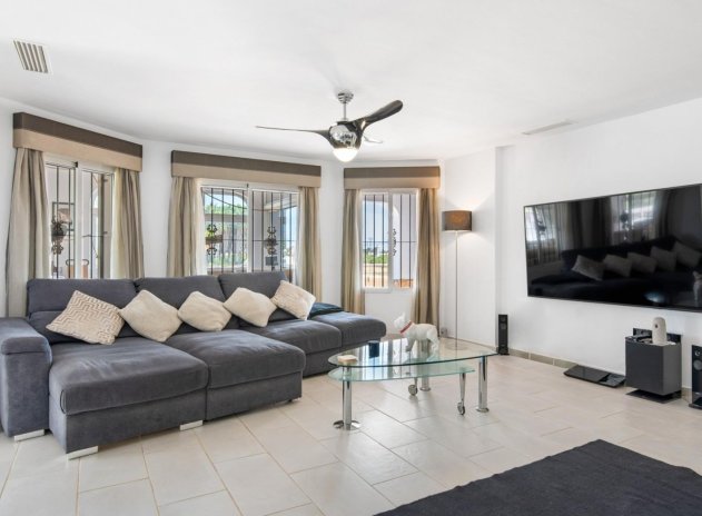 Herverkoop - Finca / Plattelands Woning - Catral - Comunidad valenciana