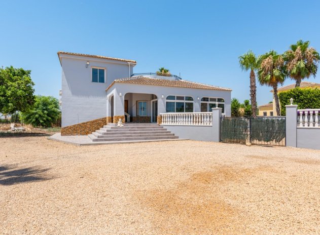 Herverkoop - Finca / Plattelands Woning - Catral - Comunidad valenciana
