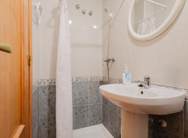 Reventa - Apartamento / Piso - Torrevieja
