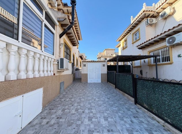 Herverkoop - Rijwoning - Orihuela Costa - Las Filipinas