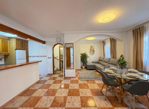 Herverkoop - Rijwoning - Orihuela Costa - Las Filipinas