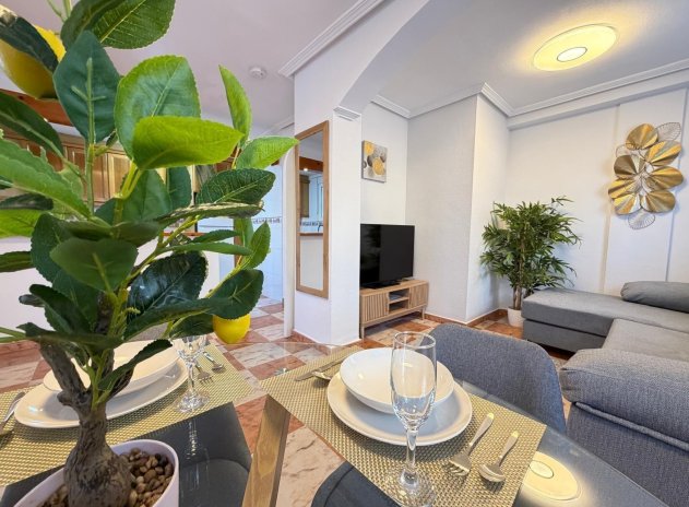 Herverkoop - Rijwoning - Orihuela Costa - Las Filipinas