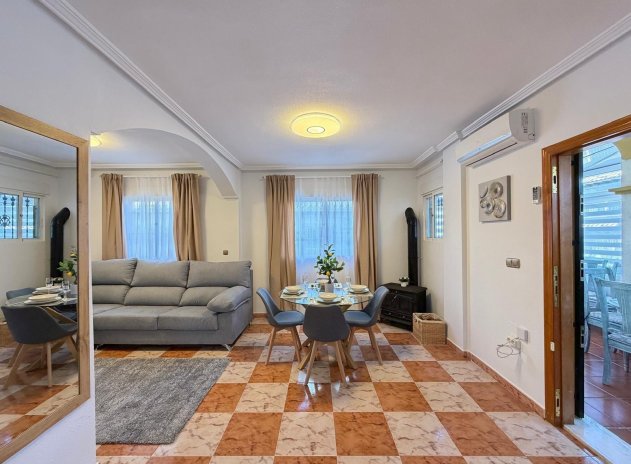 Herverkoop - Rijwoning - Orihuela Costa - Las Filipinas