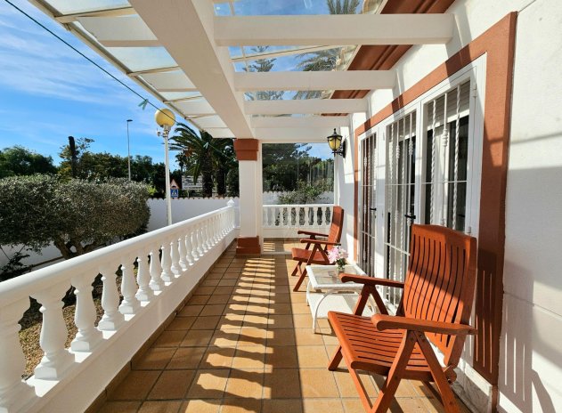 Herverkoop - Villa - Orihuela Costa - Las Ramblas