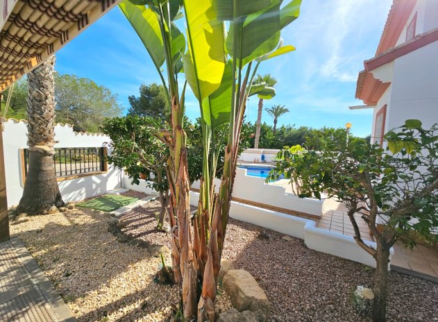 Herverkoop - Villa - Orihuela Costa - Las Ramblas