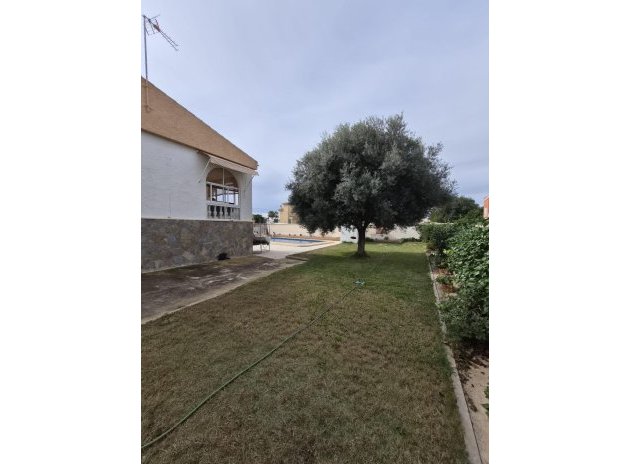 Herverkoop - Villa - Torrevieja - El chaparral