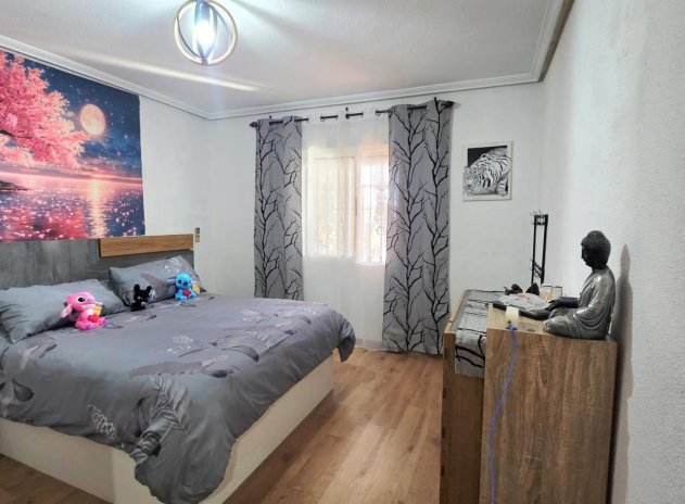 Herverkoop - Villa - Torrevieja - La Siesta