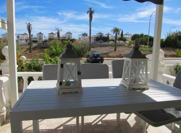 Herverkoop - Villa - Torrevieja - Aguas Nuevas