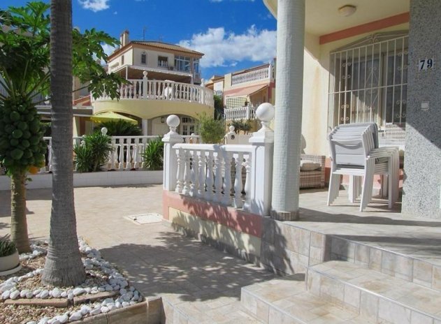 Herverkoop - Villa - Torrevieja - Aguas Nuevas