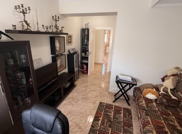 Herverkoop - Villa - Torrevieja - Los Balcones
