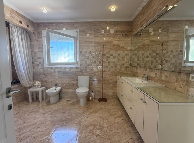 Herverkoop - Villa - Torrevieja - Los Balcones
