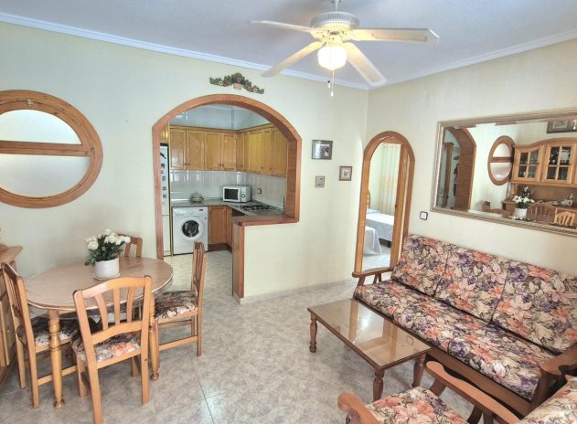 Herverkoop - Villa - Torrevieja - La Siesta