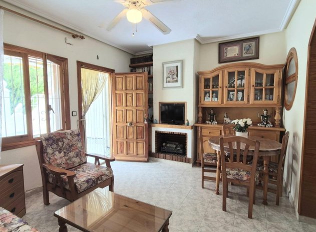 Herverkoop - Villa - Torrevieja - La Siesta