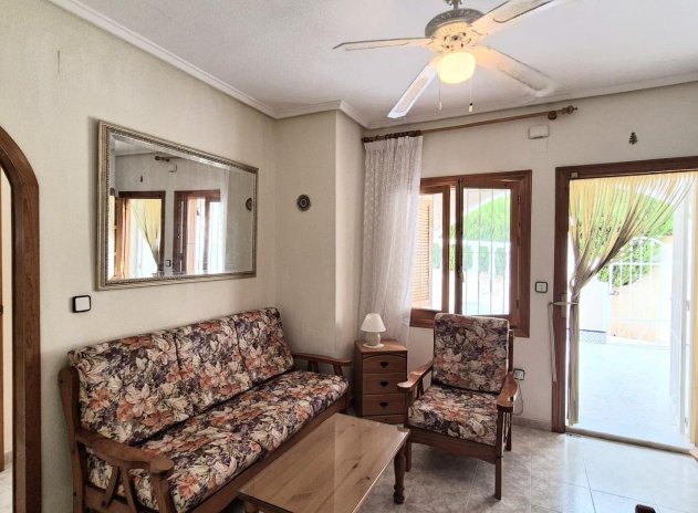 Herverkoop - Villa - Torrevieja - La Siesta