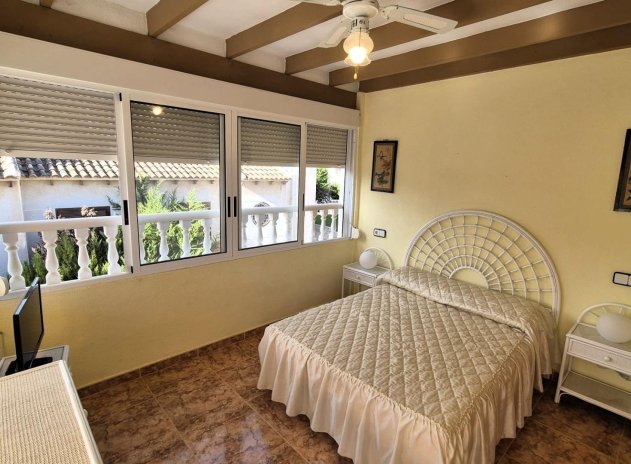 Herverkoop - Villa - Torrevieja - La Siesta