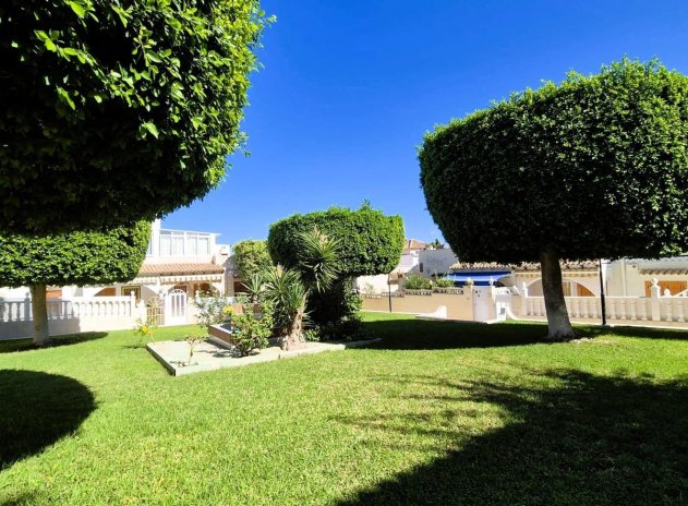 Herverkoop - Villa - Torrevieja - La Siesta
