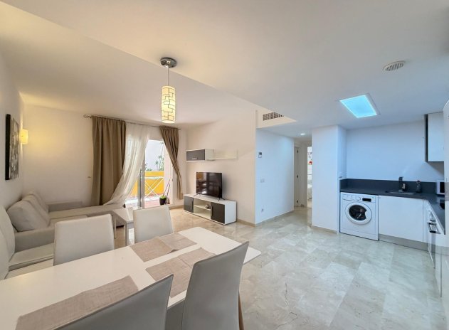 Resale - Apartment / Flat * - Torrevieja * - Punta Prima *