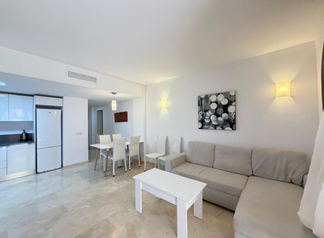 Resale - Apartment / Flat * - Torrevieja * - Punta Prima *
