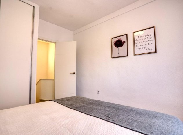 Herverkoop - Appartement - Torrevieja - Playa del Cura