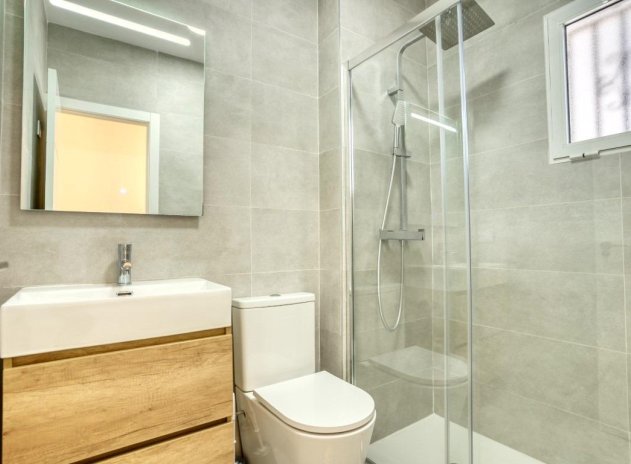 Herverkoop - Appartement - Torrevieja - Playa del Cura